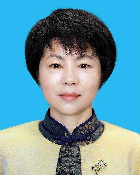 黄红霞（第十四届全国政协委员，农工党中央常委、河南省委会主委，河南省卫生健康委员会主任）