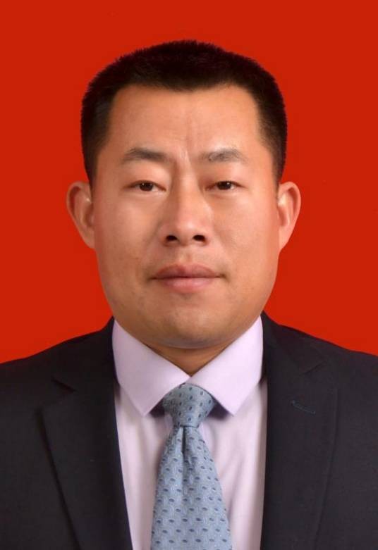 马龙(宁夏固原市隆德县委原常委、原副县长)