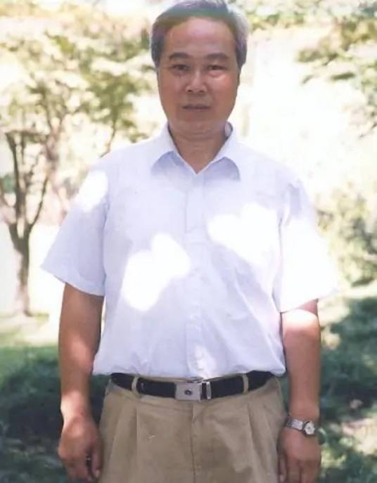 高翔(江苏大学继续教育学院总支书记)
