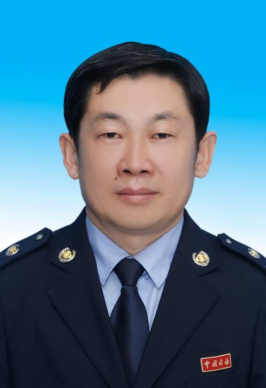 李文军（国家税务总局阿拉善盟税务局原总会计师）