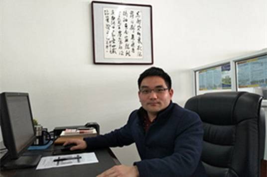 崔杰（淮阴工学院青年教师）
