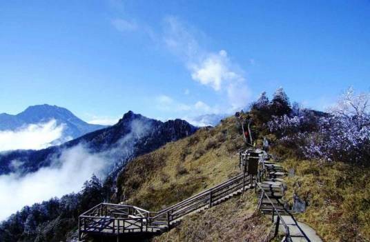 西岭雪山风景名胜区