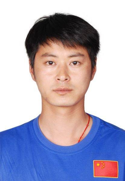 李君(中国男子双多向飞碟运动员)