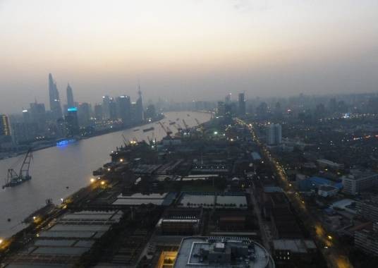 东外滩（上海杨浦区南部滨江区域）