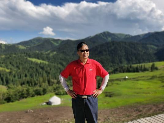 刘海峰(深圳实验学校高级教师)