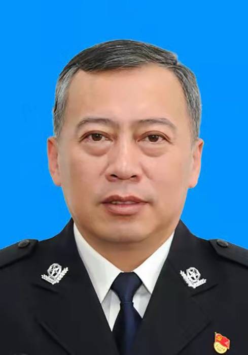 邓驰（黑龙江省公安厅副厅长）
