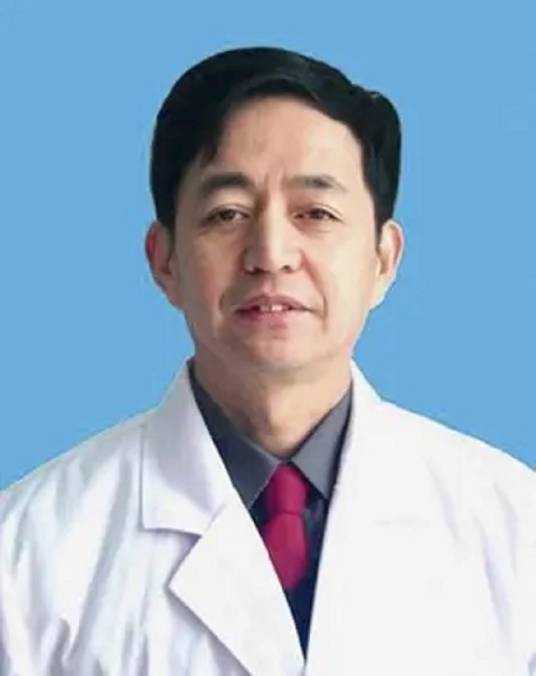 周健(安徽医科大学附属口腔医院主任医师)