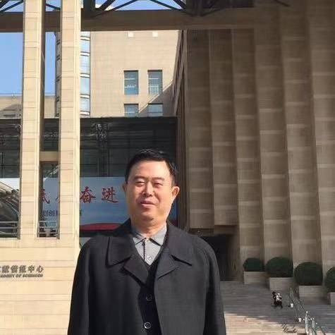 李岩(中央民族大学少数民族语言文学系教授)