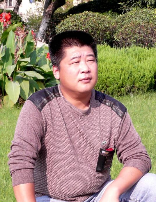 刘剑(徐州大地书画院副秘书长)