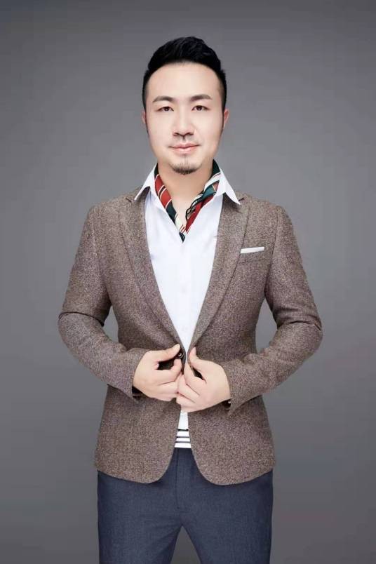 叶云（北京云云文化传播有限公司董事长）