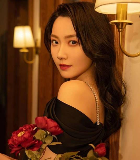 王能(中国内地女演员)