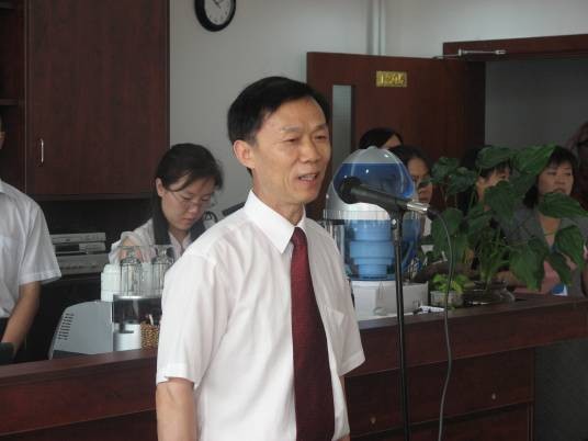 张群（中国电子学会工业工程分会副主任）