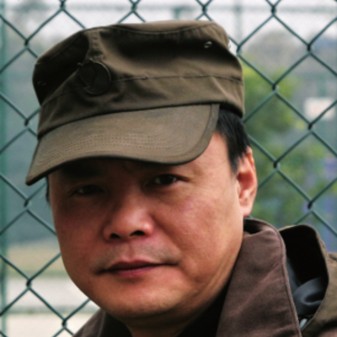 龙翔(中国美术学院教授)