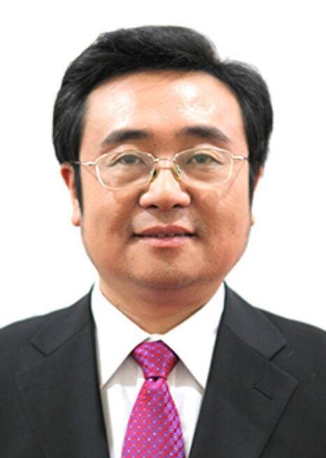 郭晓东(昭通市人大常委会副主任)