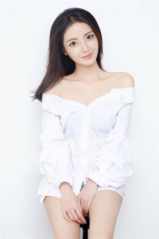 卓霖（中国女演员）