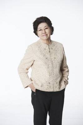 潘孝贞（1942年11月27日出生于韩国的女演员）