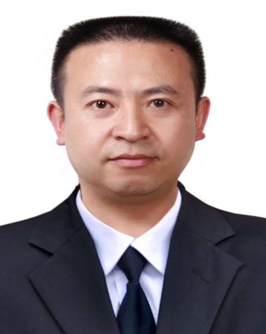 龙海(黔东南州发展和改革委员会党组成员、副主任)