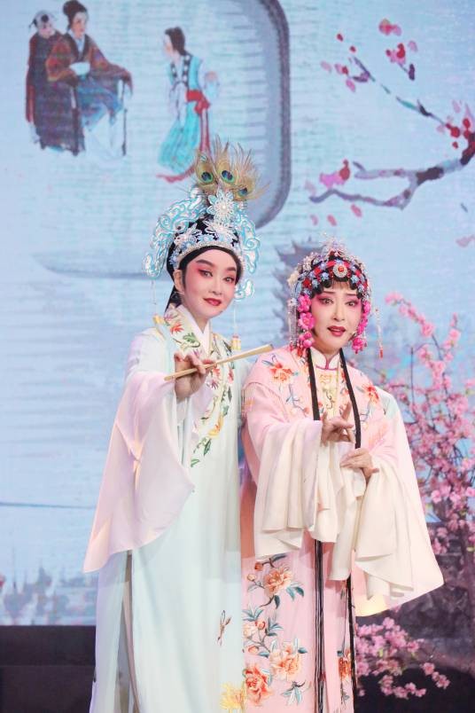 盘夫索夫（越剧剧目）