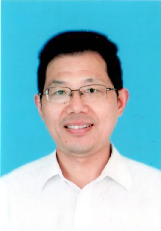 唐敏（武汉纺织大学党委常委、副校长）