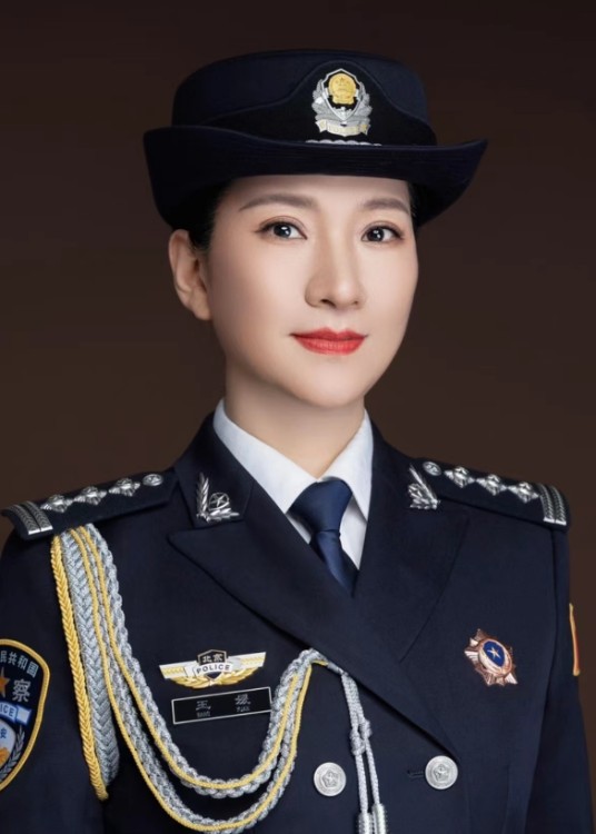 王媛（中国内地女歌手）