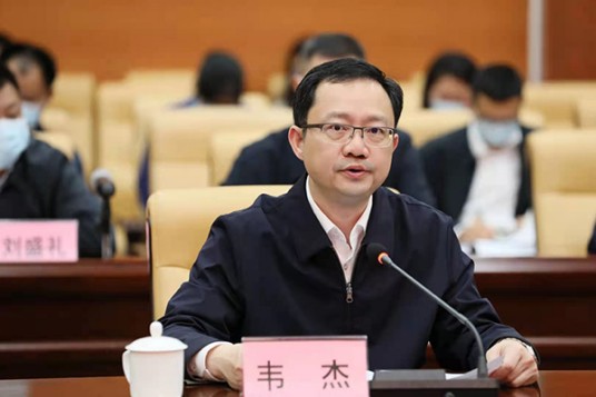 韦杰(广西壮族自治区人力资源和社会保障厅党组成员、副厅长)