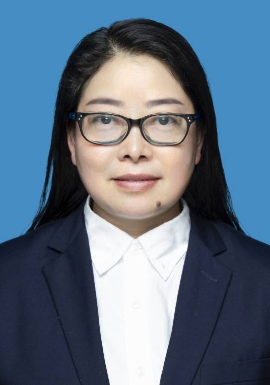 黎峥嵘（黔西南州财政局国库集中支付中心主任）