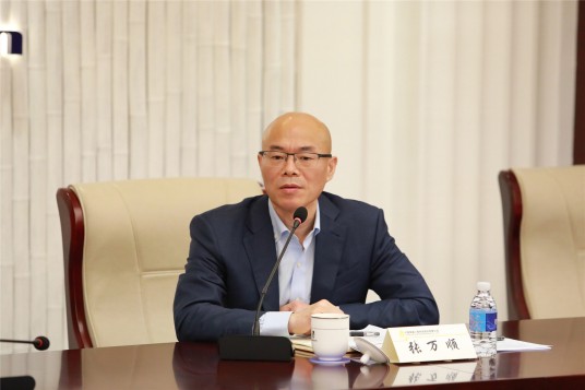 张万顺（保利地产董事、保利集团总经理、党委副书记、董事）