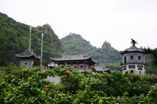 灵山风景区（辽宁省葫芦岛市灵山风景区）