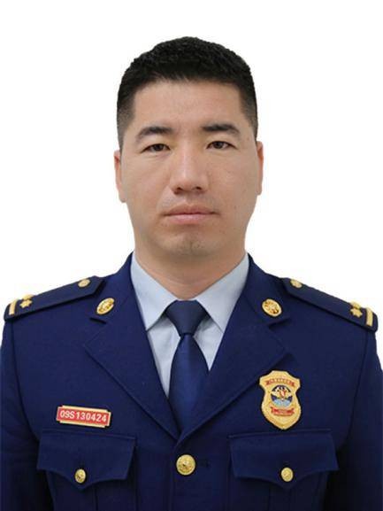 孙飞虎（新疆维吾尔自治区森林消防总队阿勒泰支队应急通信与车辆勤务中队政治指导员、三级指挥员消防救援衔）