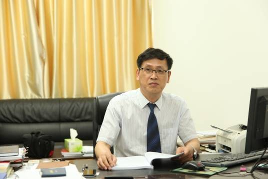 王延荣(华北水利水电大学教授)