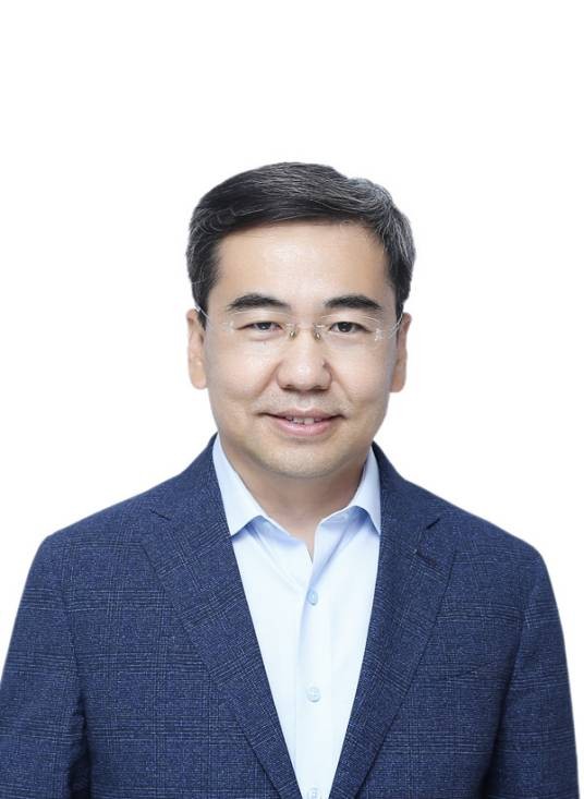 杨刚（北京市海淀区中关村第三小学党委副书记、校长）