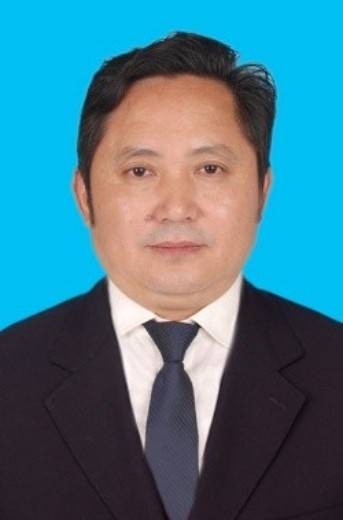 刘强（四川省内江市东兴区人力资源和社会保障局原局长）