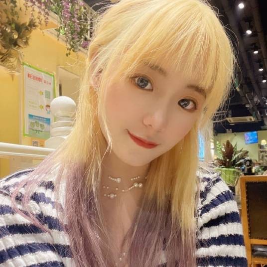 小鱼海棠（美妆类自媒体）