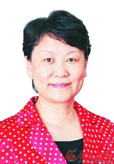 郑晓燕(合肥百货大楼集团股份有限公司督导员)