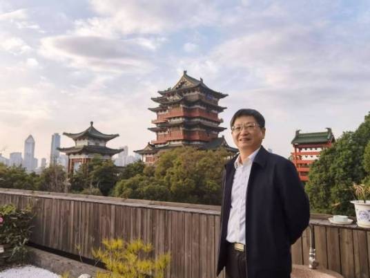 周玉（安徽广电传媒产业集团有限责任公司党委书记、董事长）