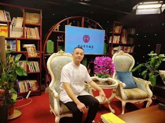 张剑锋（全国卫生产业企业管理协会工作指导顾问）