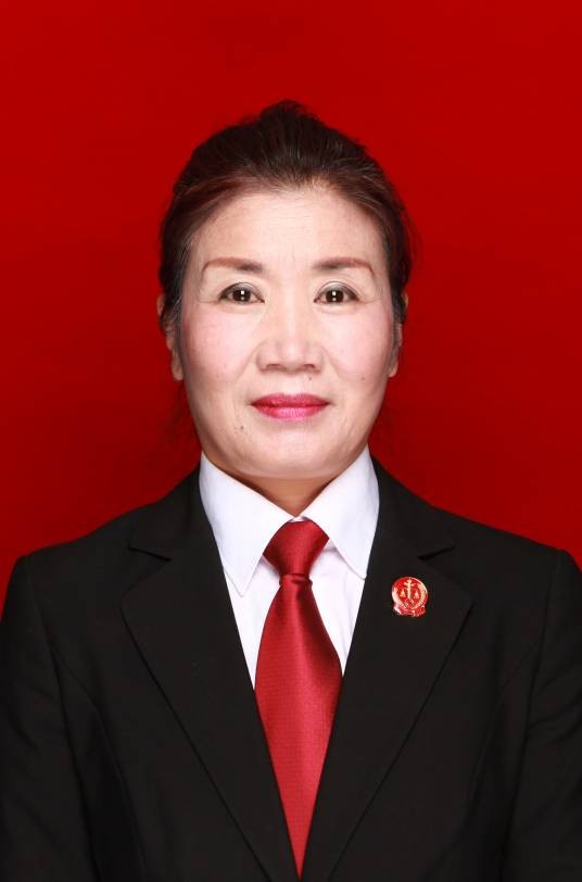 朱琳（吉林省延边林区中级法院审判委员会委员、审判员）