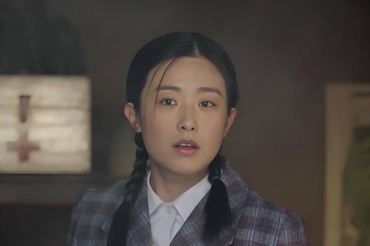 白鸽（都市情感剧《我的仨妈俩爸》中的女主角）