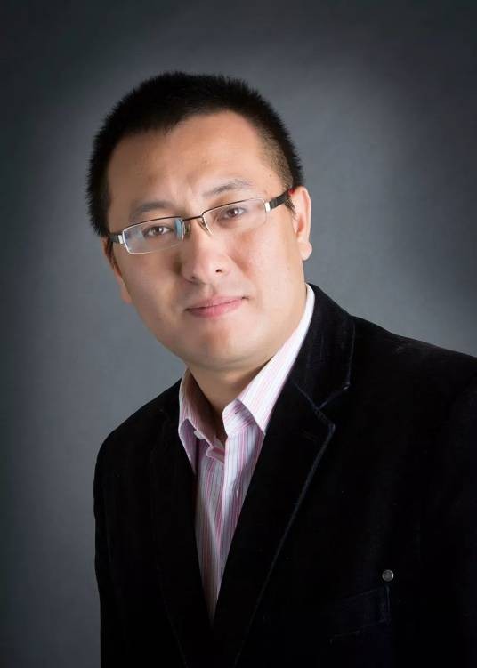 熊伟(加州大学圣地亚哥分校教授)