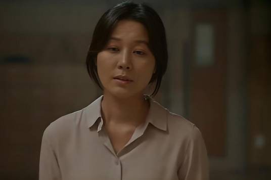 朴孝珠(韩国剧情电影《女教师》中的角色)