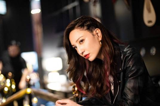 李飒（女性都市情感话题剧《夜色暗涌时》中的角色）