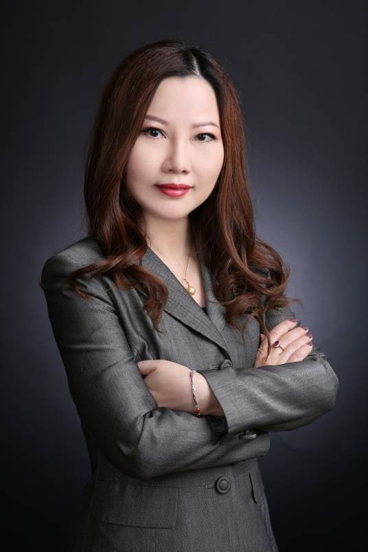 李岚(中广联合会“一带一路”文化传播研究基地主任,福建省电视艺术家协会副主席,福建师范大学教授、博士生导师)