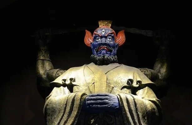 马王爷为什么又三只眼睛?他的第三只眼睛是做什么的