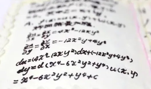 高校为考研学生做知识点蛋糕,学校这样做的目的是什么?