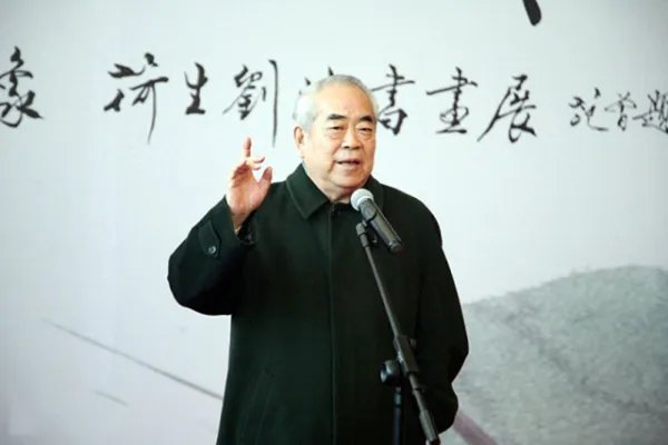 大画家范曾的婚姻,究竟是怎样的