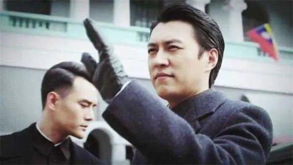 假靳东事件是怎么回事