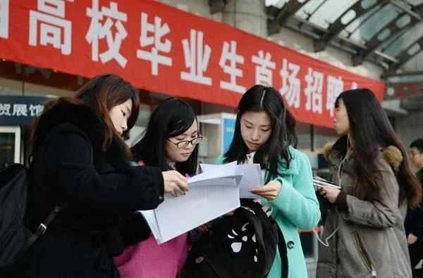 中山一院薪酬疑云:博士后成廉价劳力,什么是塔尖内卷?