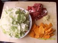 卷心菜炒肉的做法