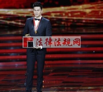 孙杨独揽2大奖/哪两项大奖?