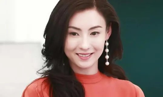 张柏芝晒男子背影:三胎父亲吗到底怎么回事?